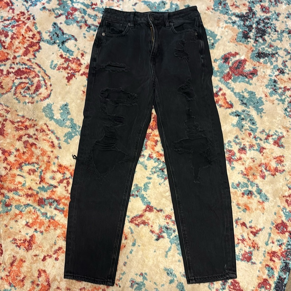 Black american eagle mom jeans
